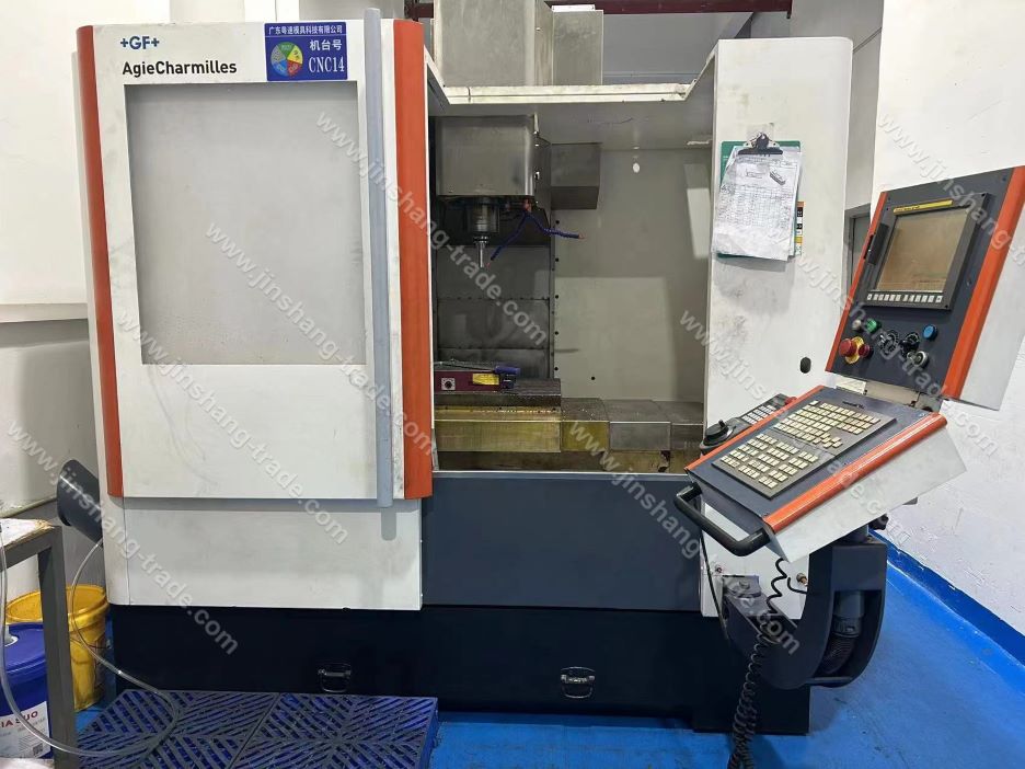 Mikron HEM600 VMC