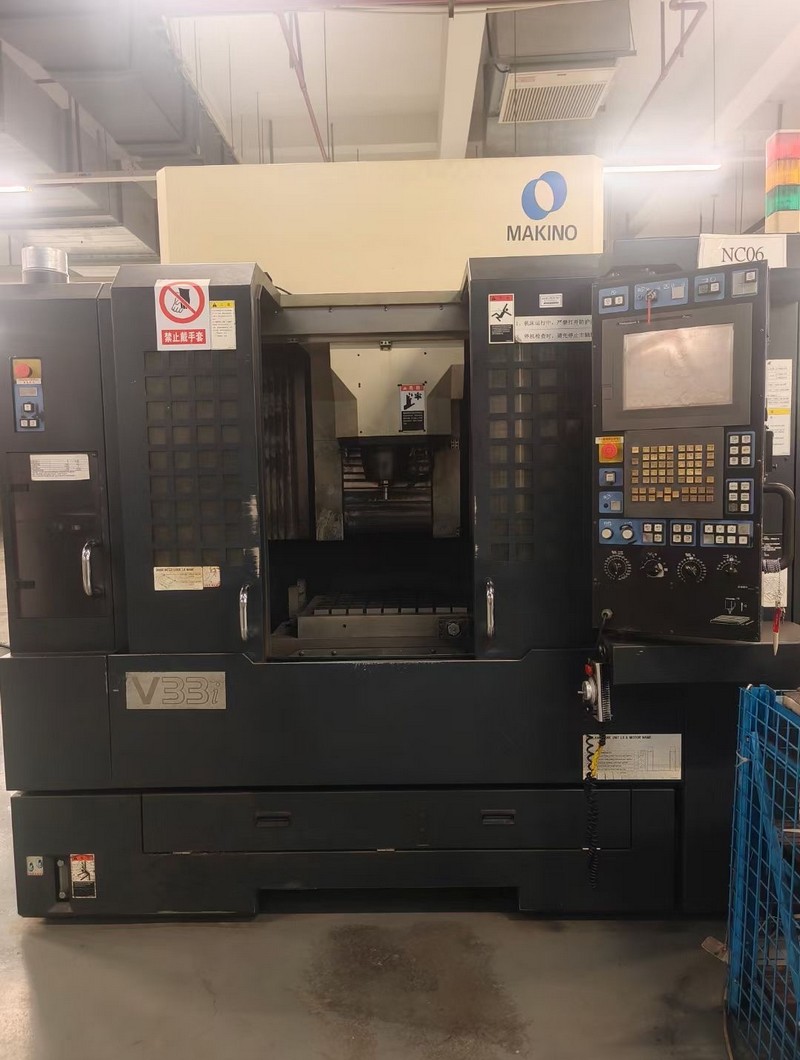 Makino V33i