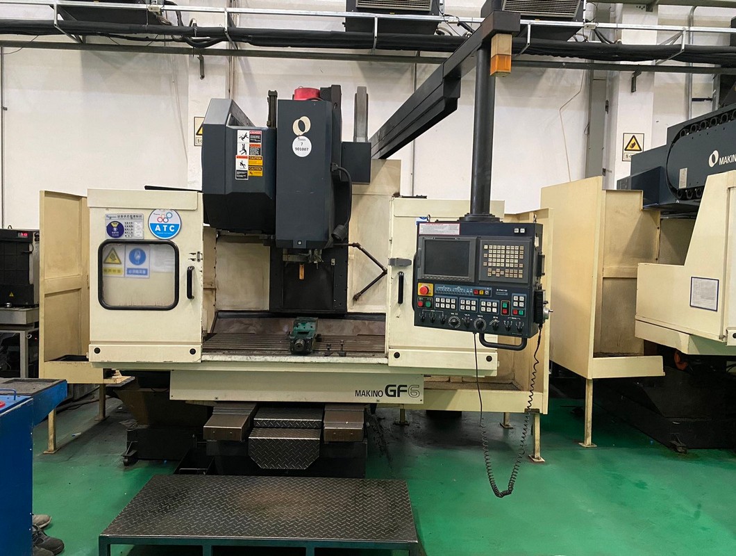 Makino GF6 vertical machining