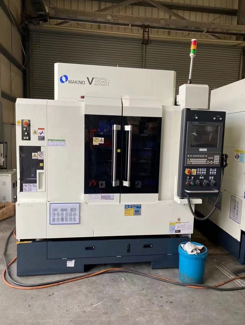 Makino V33i
