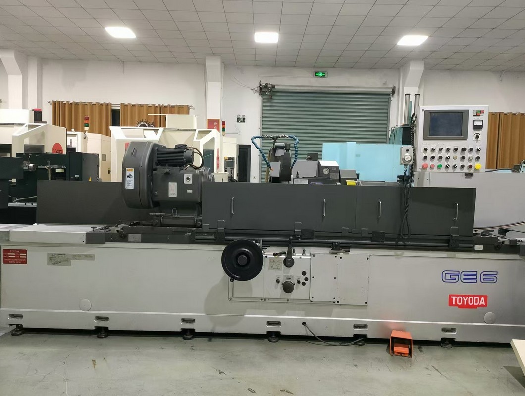 TOYODA GE6-180 cylindrical grinding machine