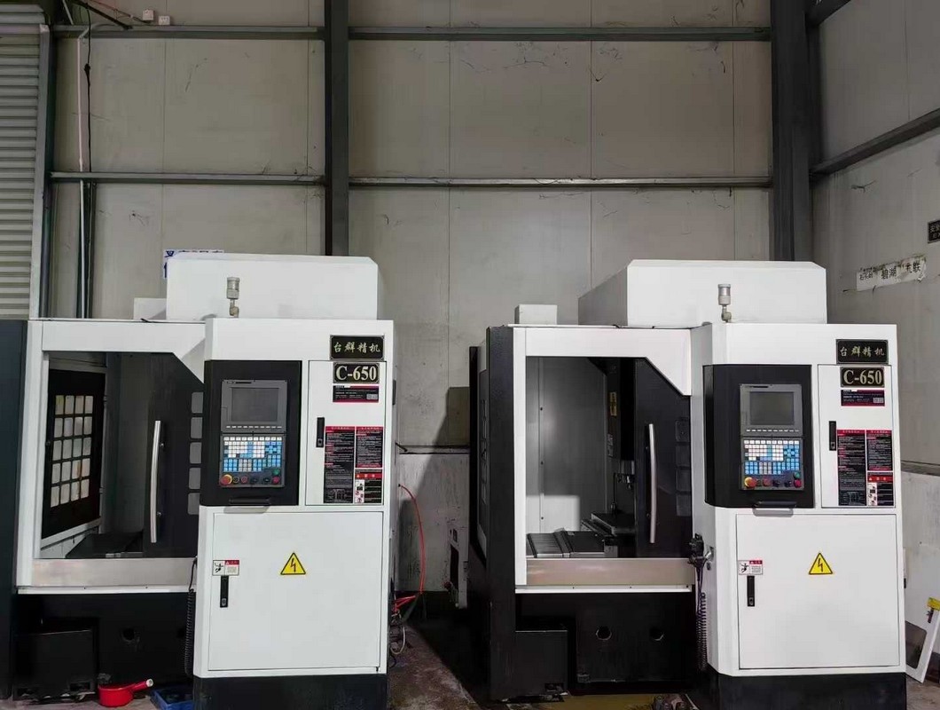 TaiKan 650 milling machine