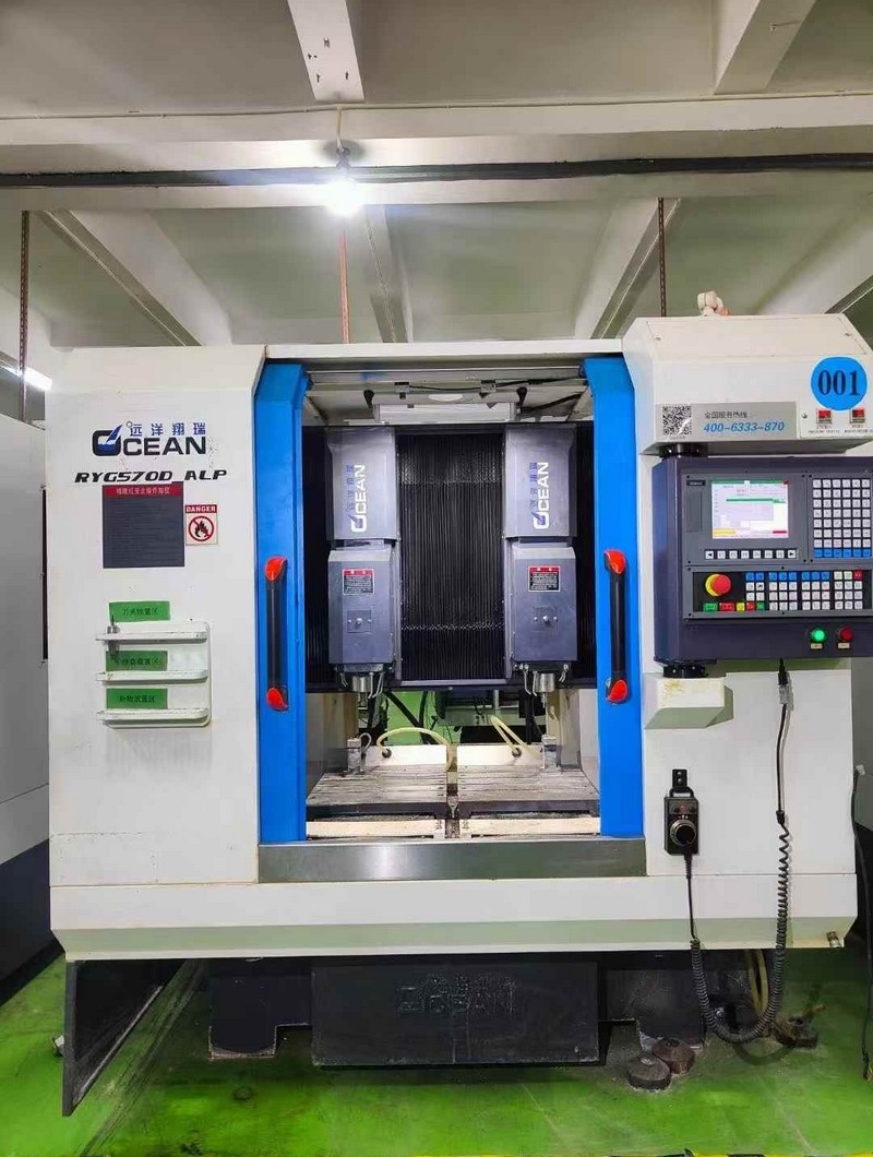 Yuanyang double-head engraving machine